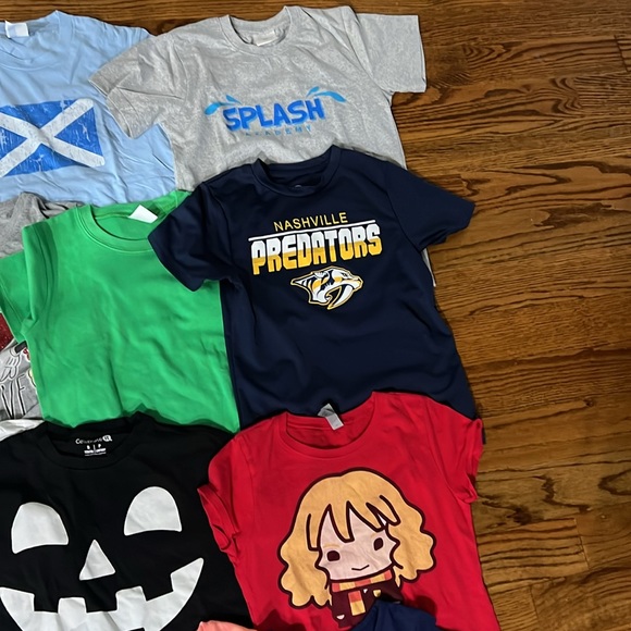 Girls bundle of t-shirts size 7-8, 27 shirts some new! Perfect for summer! - Picture 8 of 9